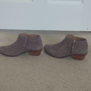 Vionic Gray Ankle Boots with Brown Heel